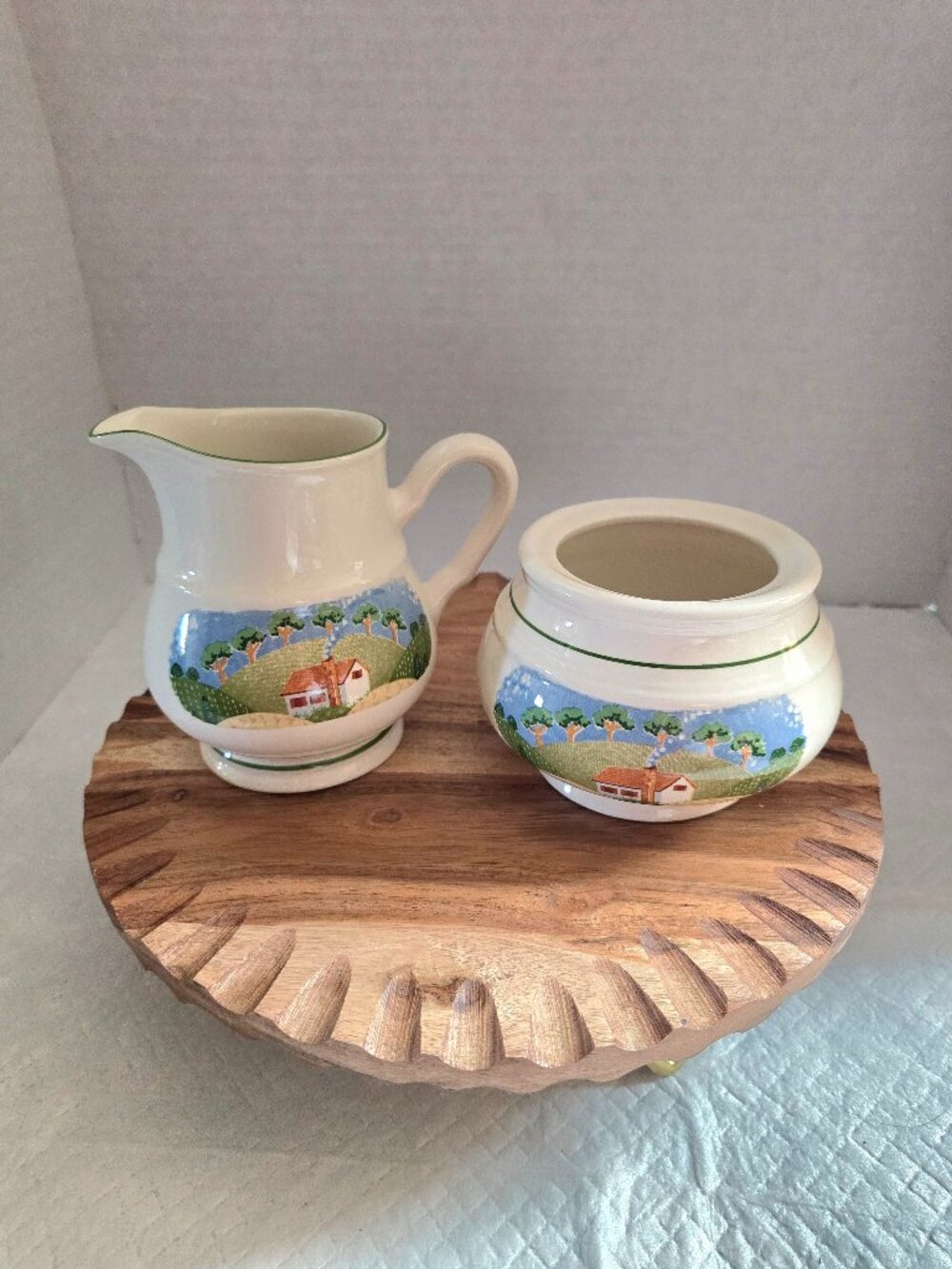 Sangostone Country Cottage #3645 Cream & Sugar Bowl  (WITHOUT LID) EUC Set Of 2.